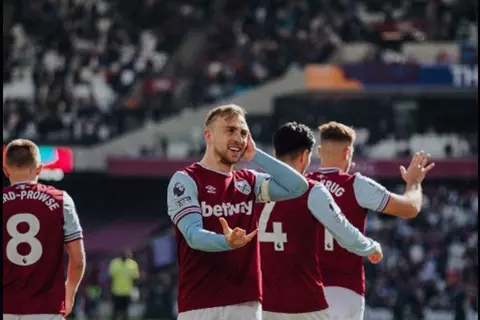 صراع الهبوط.. وست هام يفرط في الفوز على ساوثامبتون بالدوري الإنجليزي 